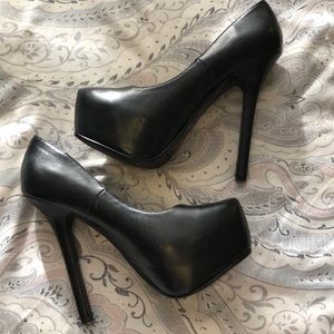 Chinese Laundry Heels